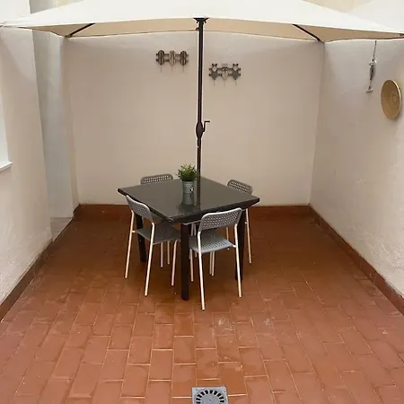 El Faro Apartmán *